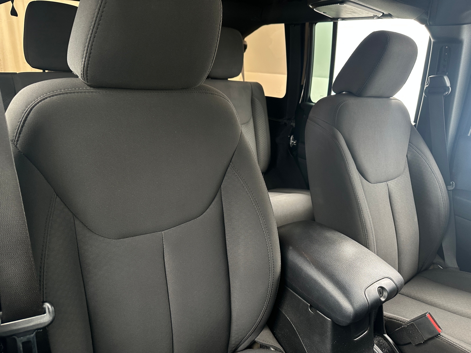 Thumbnail: 2017 Jeep Wrangler - 2