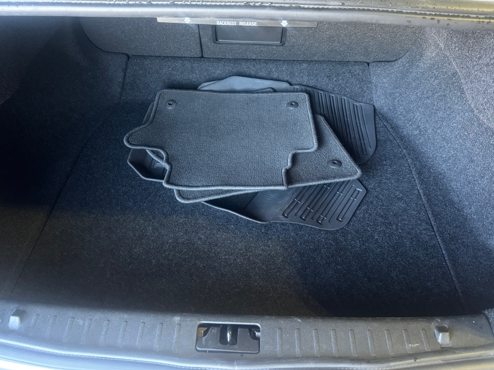 Thumbnail: 2016 Volvo S60 - 6