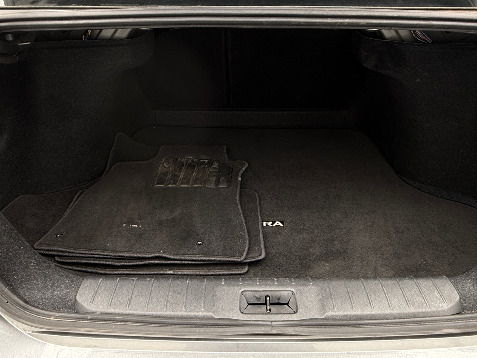 Thumbnail: 2020 Nissan Sentra - 7