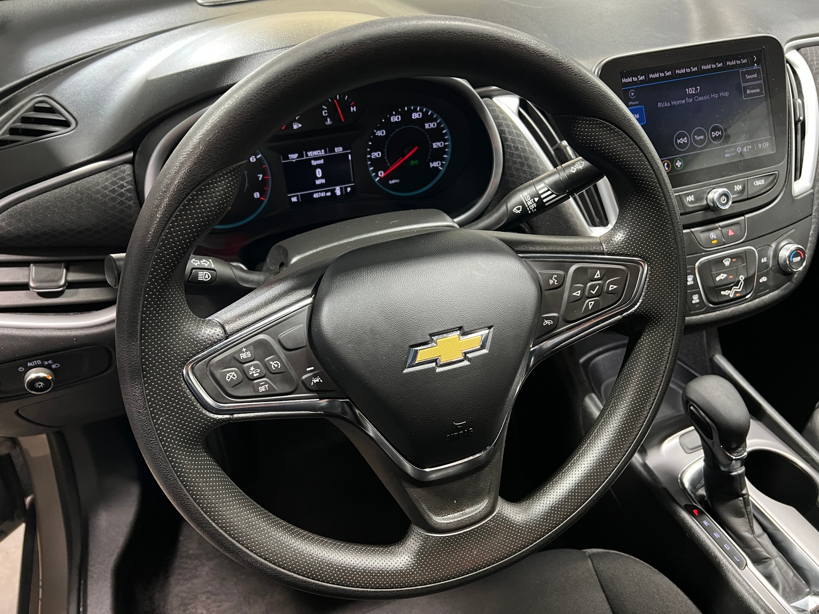 Thumbnail: 2023 Chevrolet Malibu - 5