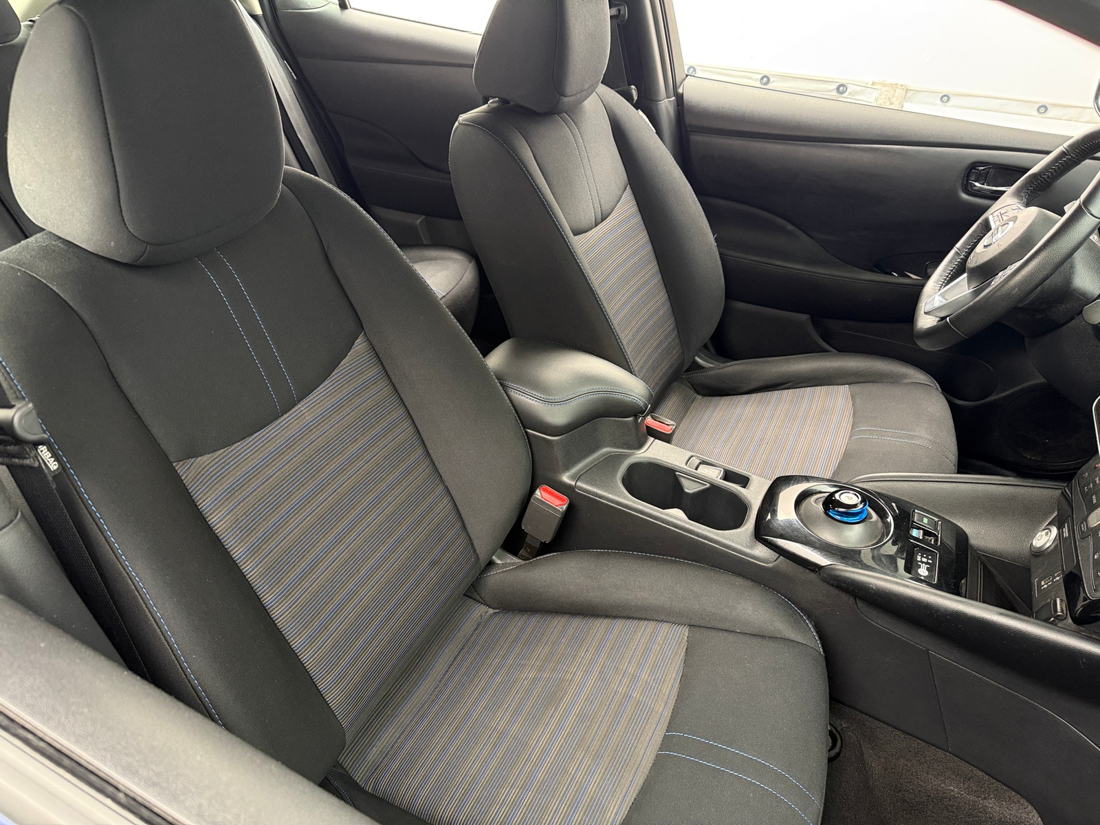 Thumbnail: 2020 Nissan Leaf - 2