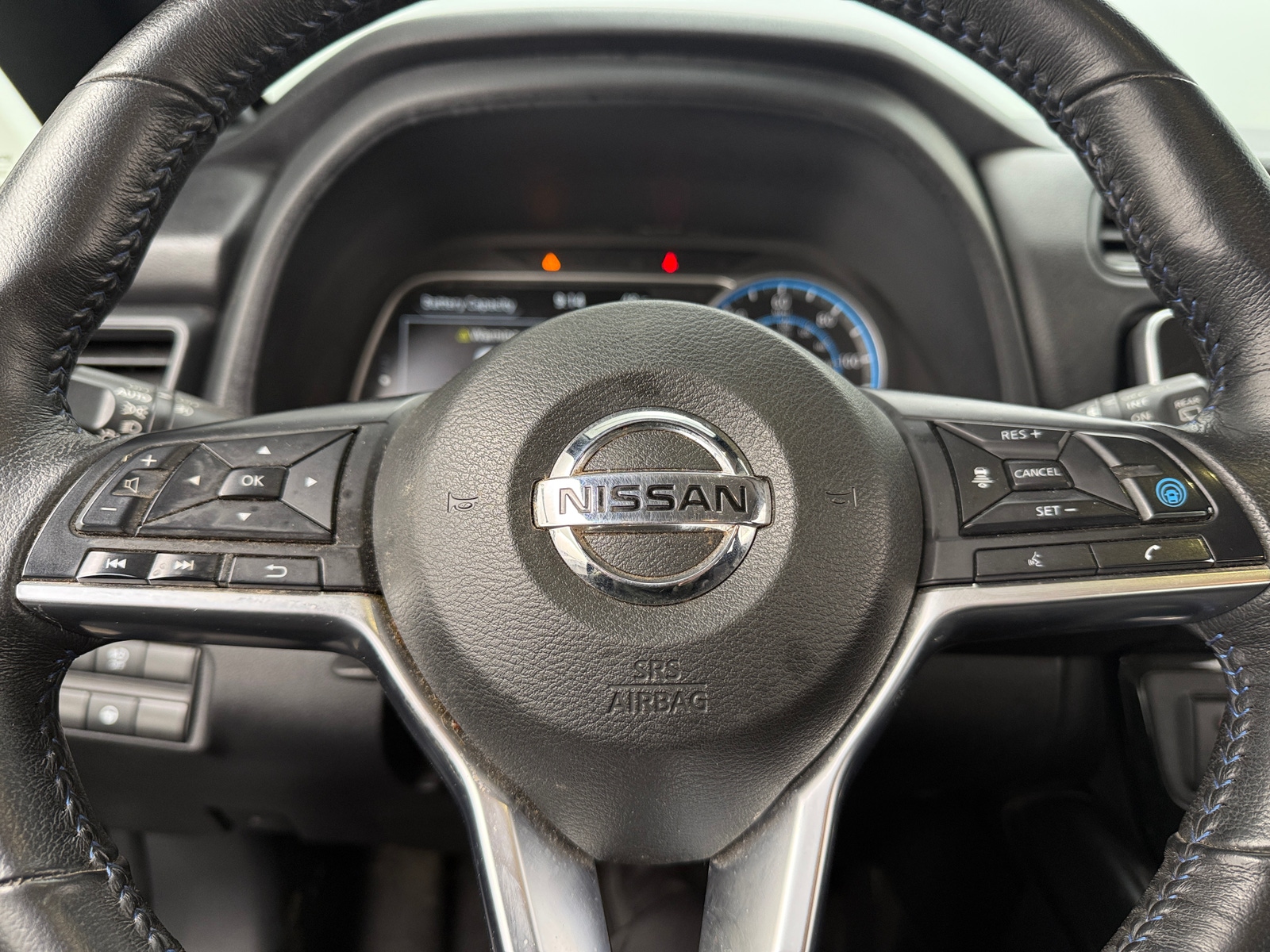 Thumbnail: 2020 Nissan Leaf - 5
