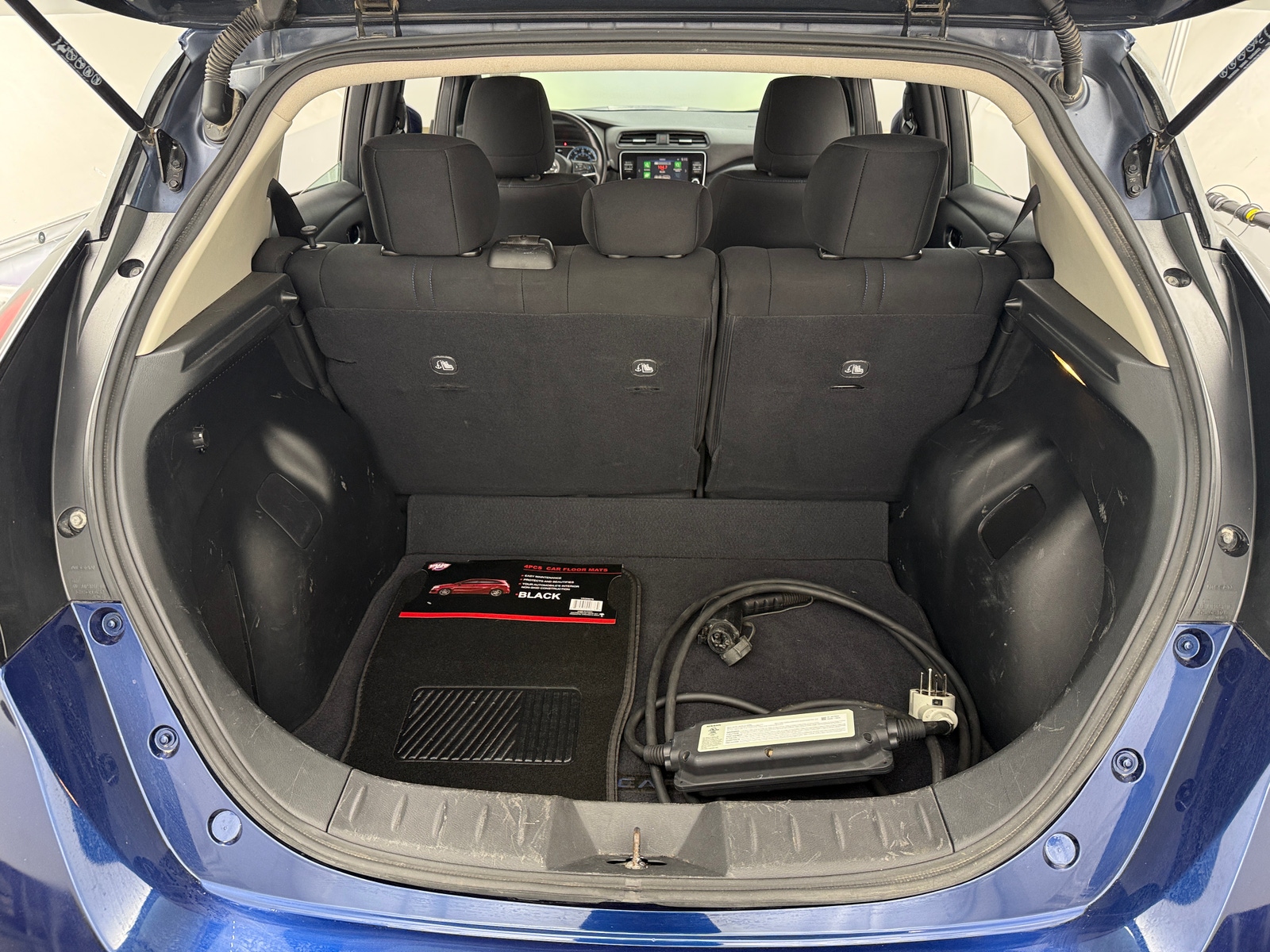 Thumbnail: 2020 Nissan Leaf - 7