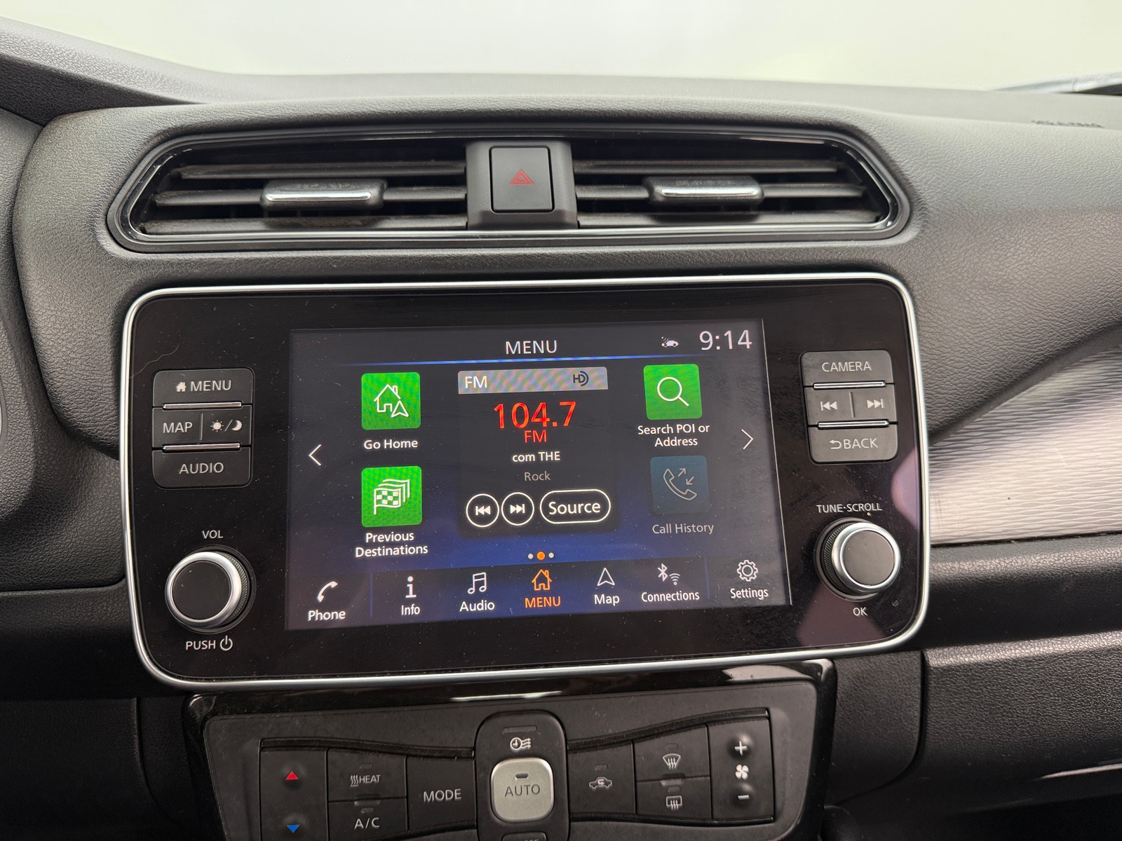Thumbnail: 2020 Nissan Leaf - 4