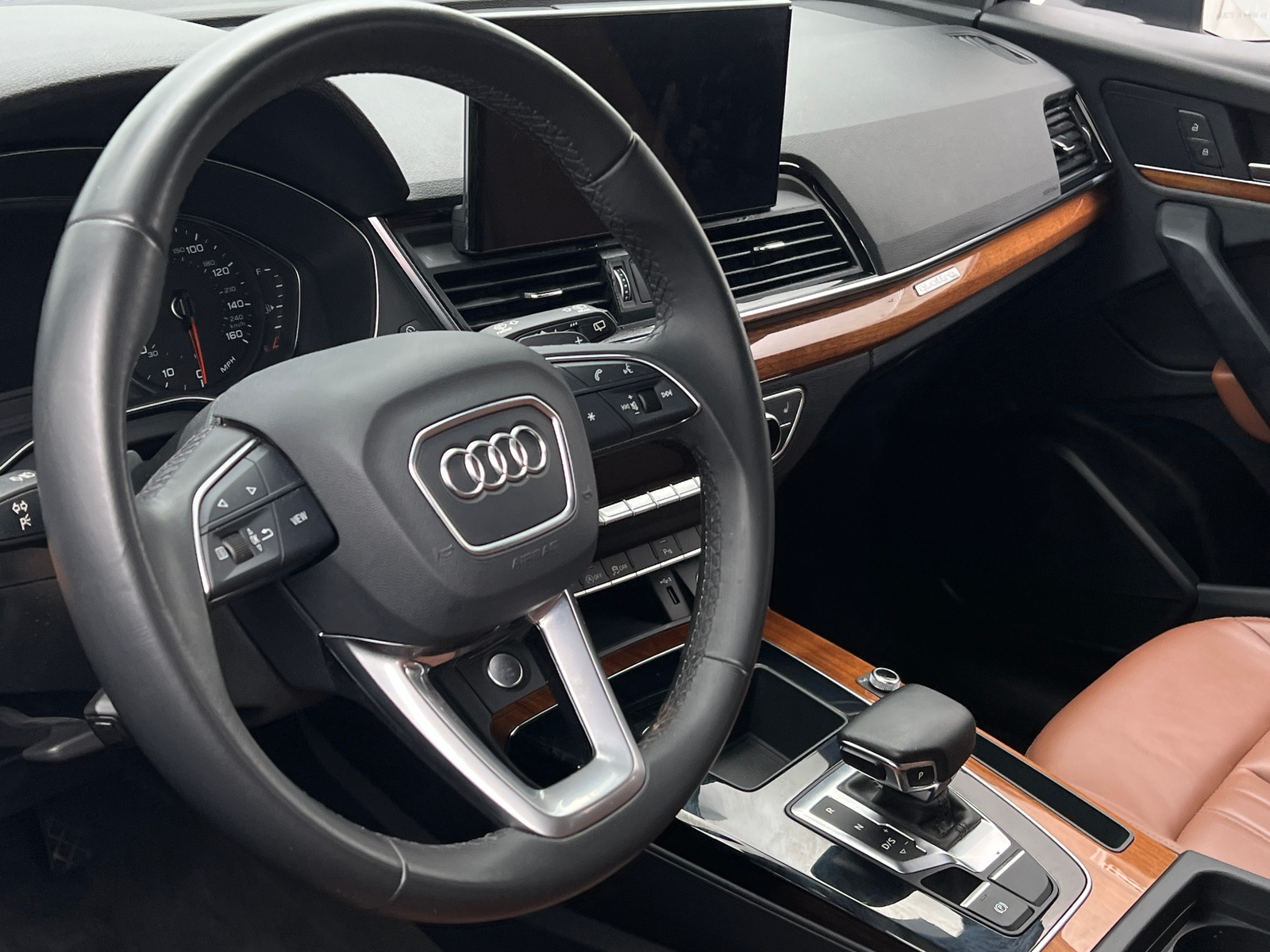 Thumbnail: 2023 Audi Q5 - 4