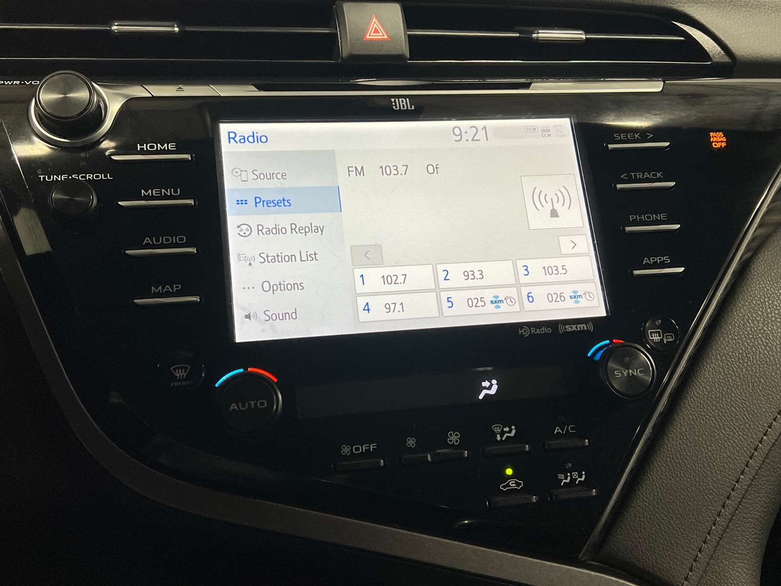 Thumbnail: 2019 Toyota Camry - 3