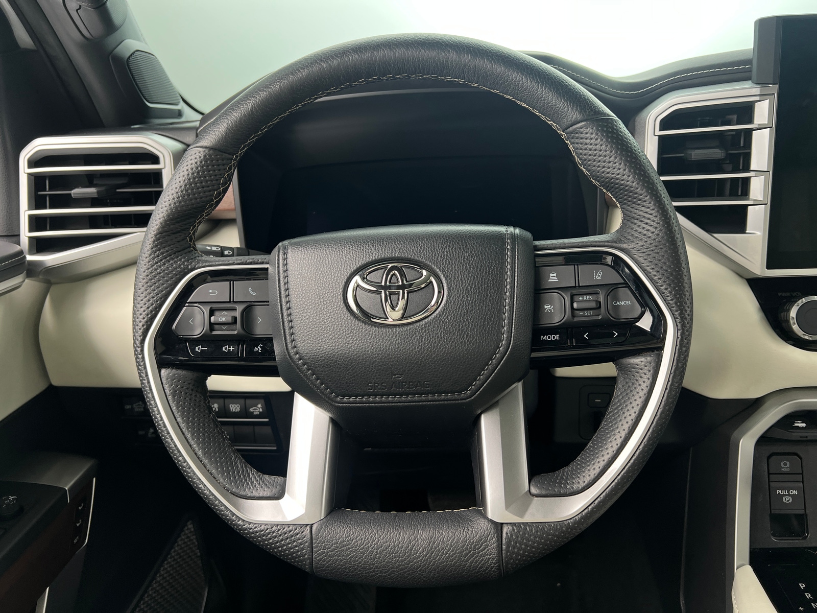 Thumbnail: 2023 Toyota Tundra - 4