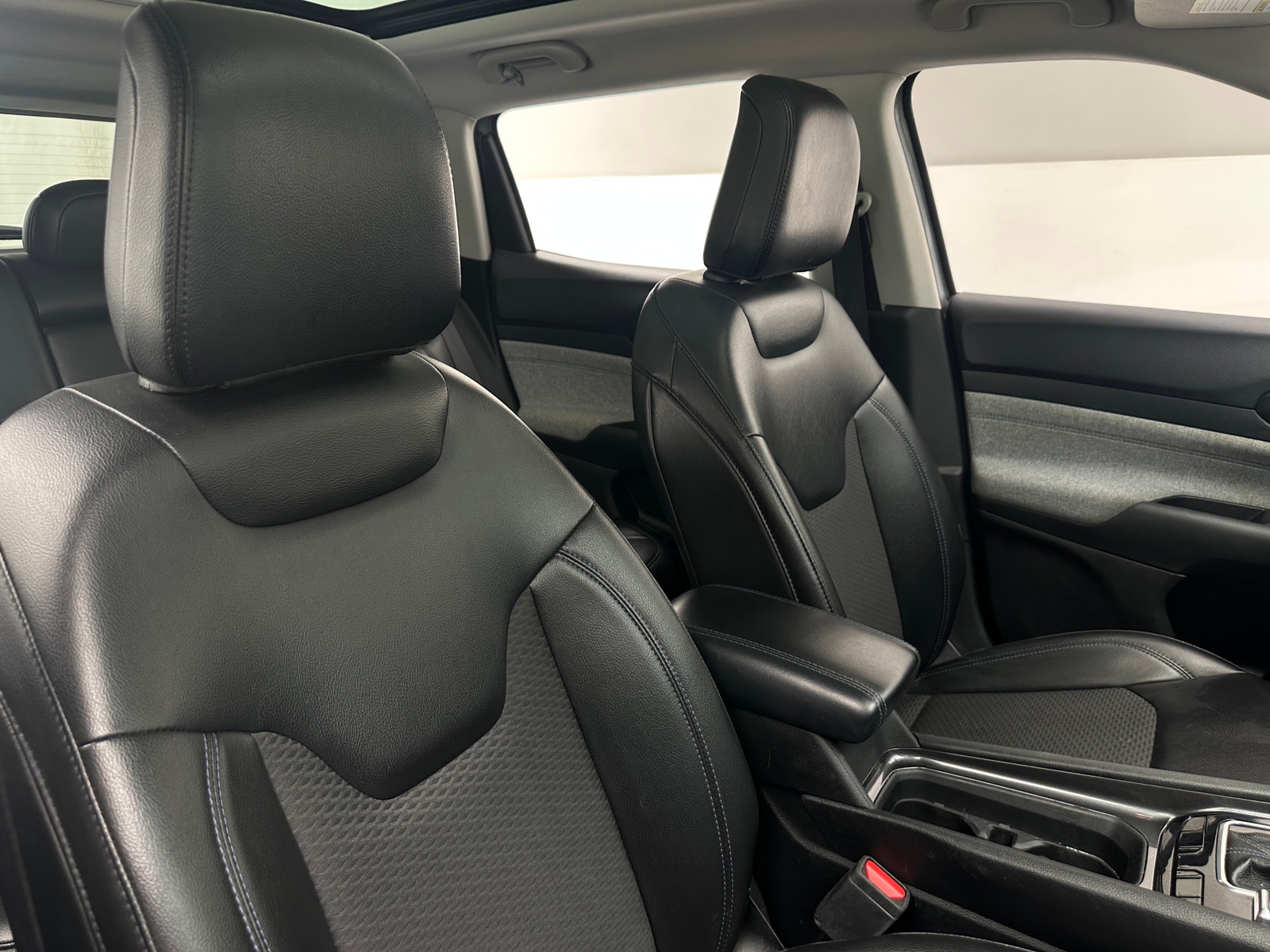 Thumbnail: 2022 Jeep Compass - 2