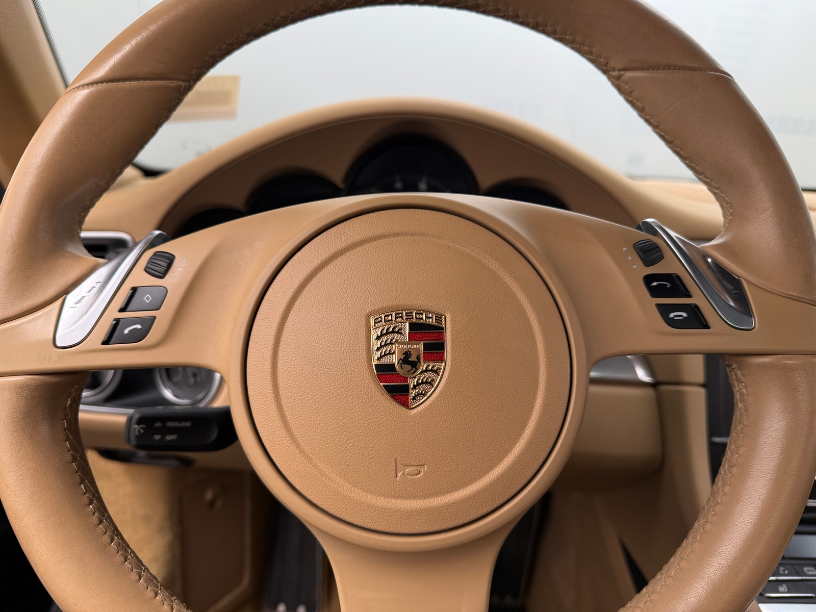 Thumbnail: 2013 Porsche 911 - 4