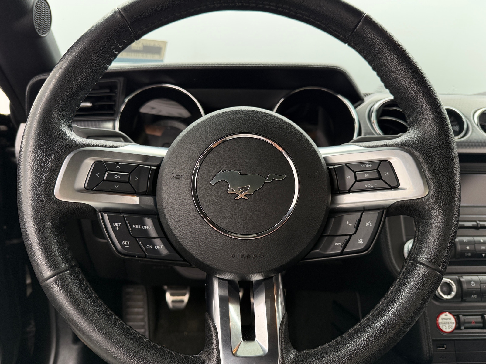 Thumbnail: 2017 Ford Mustang - 4