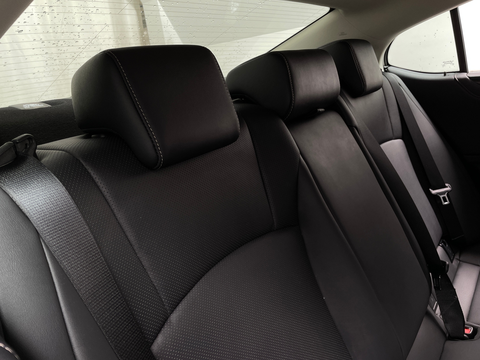 Thumbnail: 2024 Lexus ES - 5