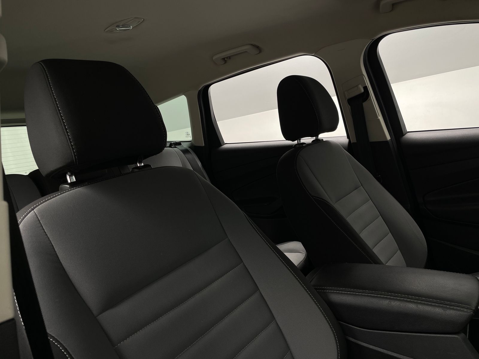 Thumbnail: 2017 Ford Escape - 2