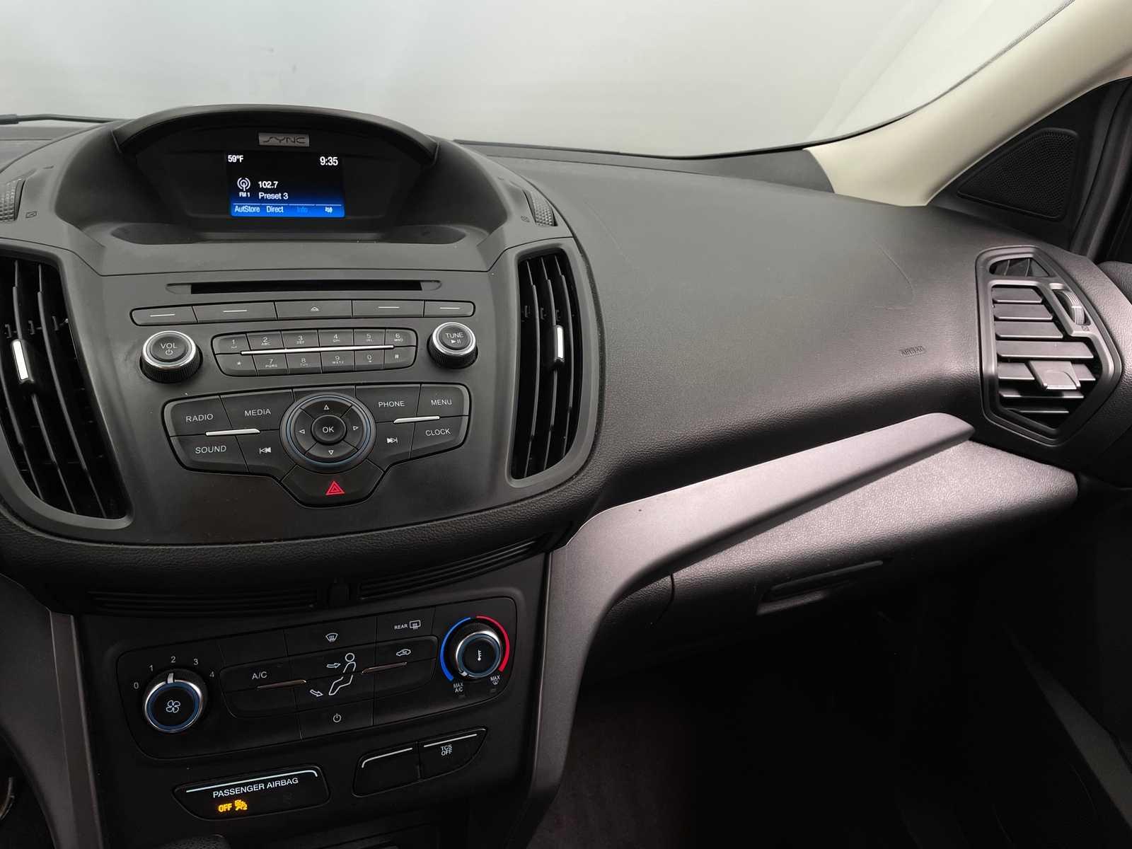 Thumbnail: 2017 Ford Escape - 4