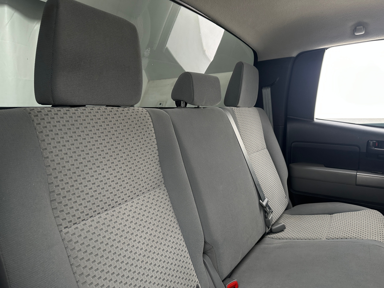 Thumbnail: 2011 Toyota Tundra - 6