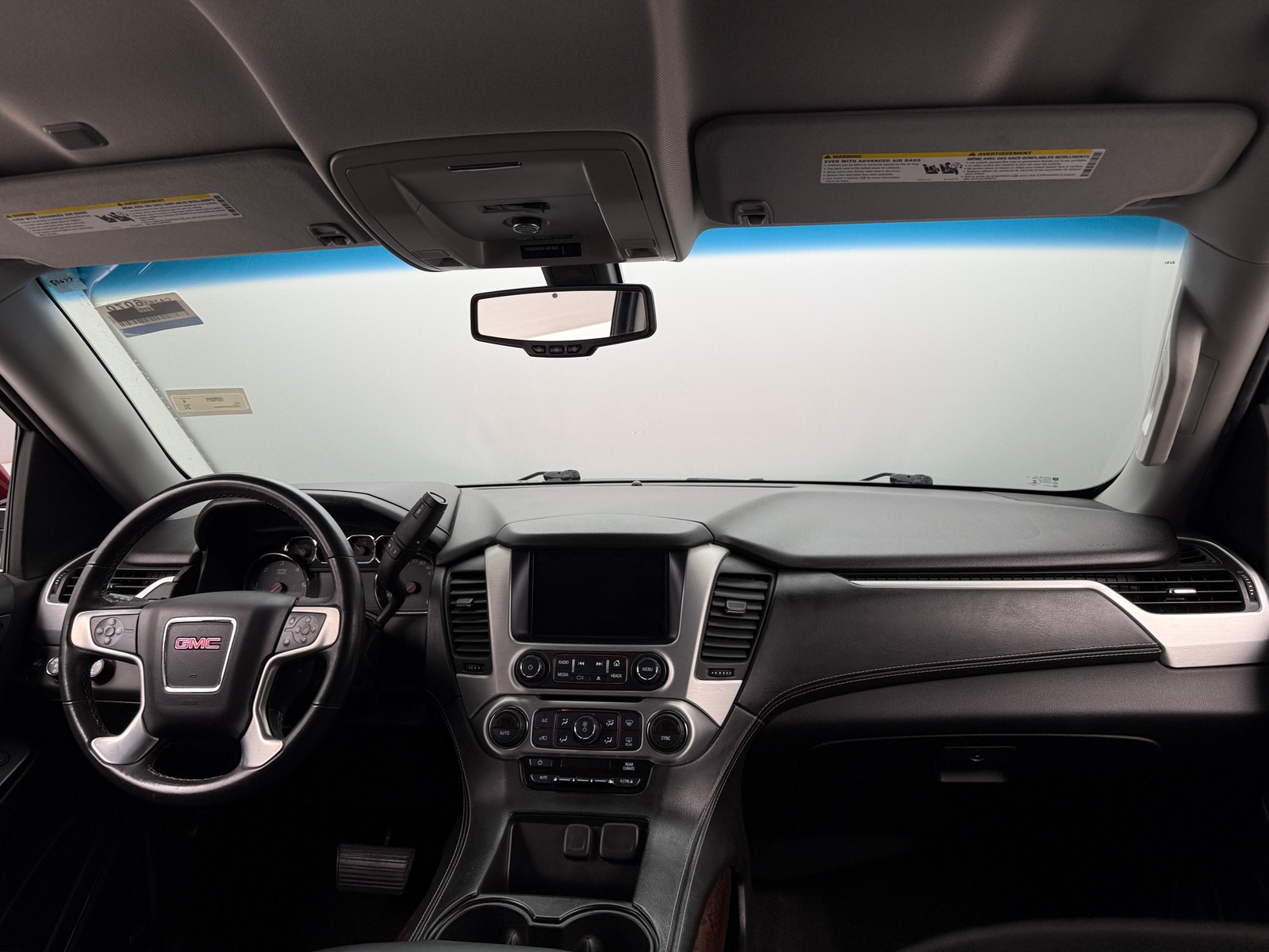 Thumbnail: 2016 GMC Yukon - 3