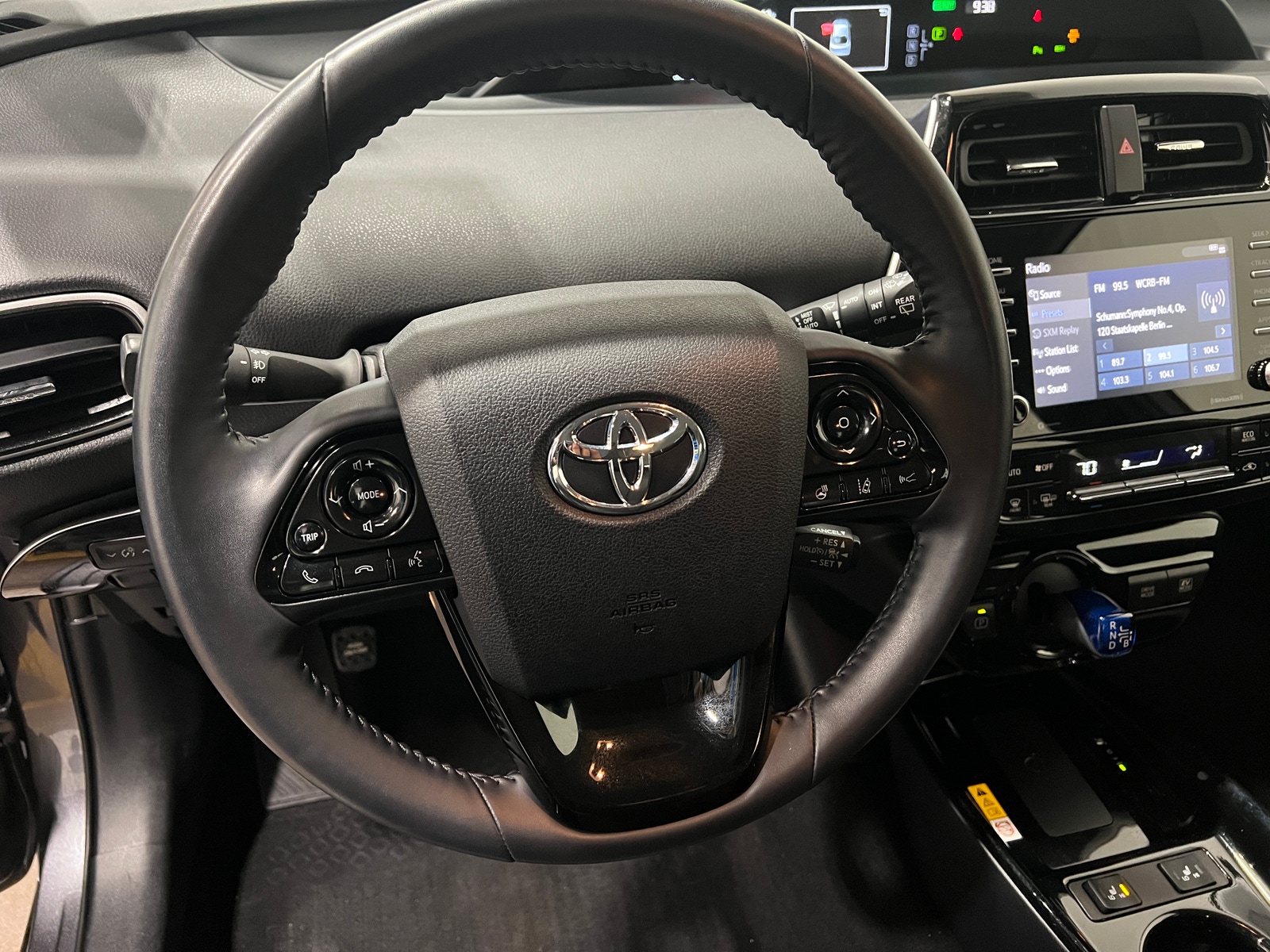 Thumbnail: 2022 Toyota Prius - 4