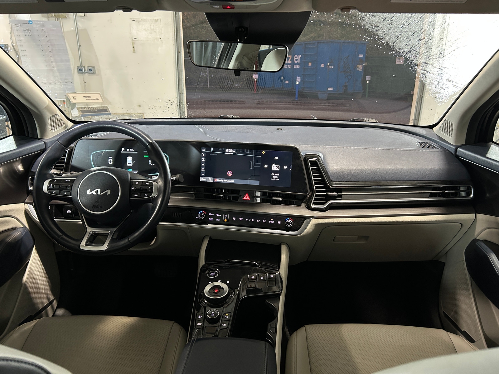 Thumbnail: 2023 Kia Sportage - 3