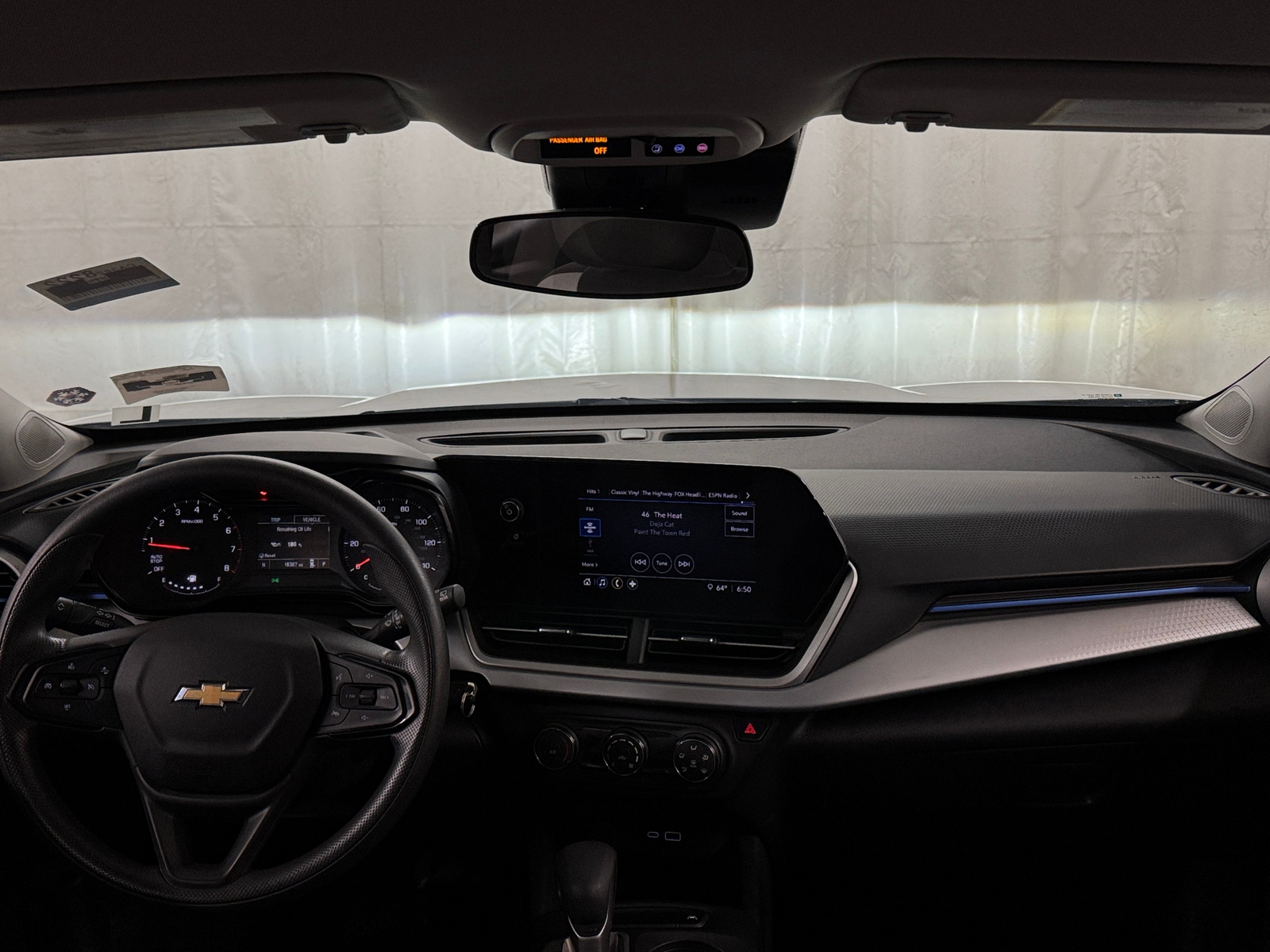 Thumbnail: 2025 Chevrolet Trax - 3