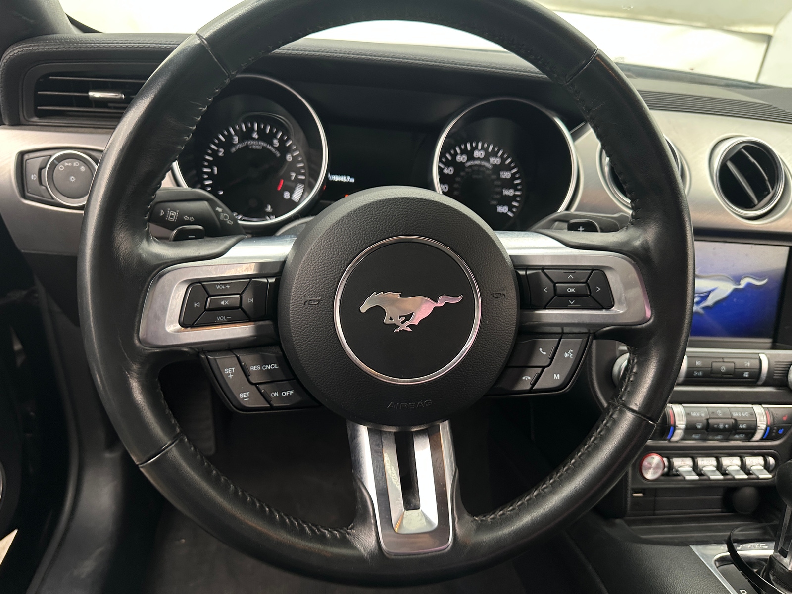 Thumbnail: 2022 Ford Mustang - 3