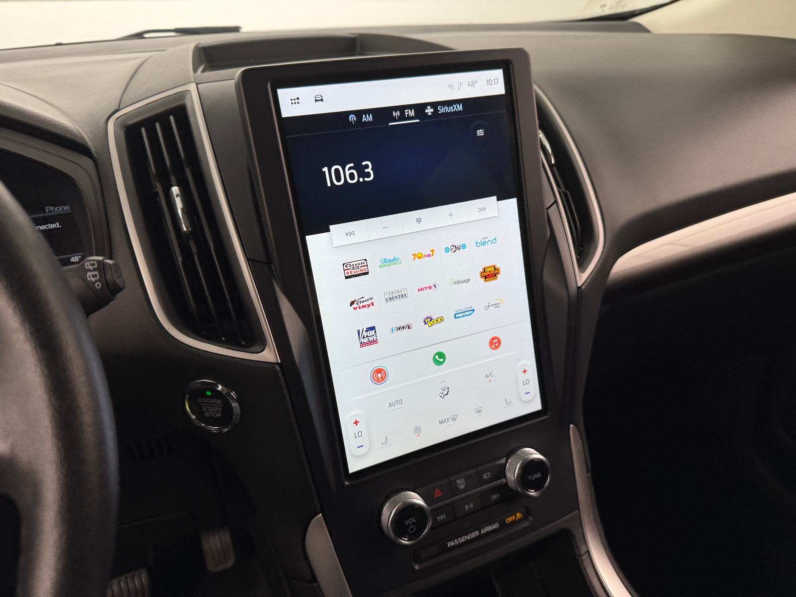 Thumbnail: 2024 Ford Edge - 3