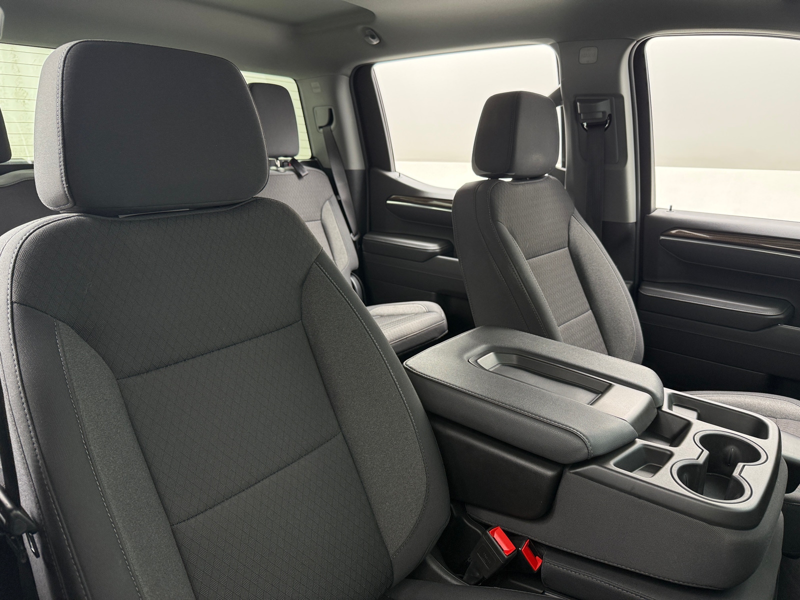 Thumbnail: 2025 Chevrolet Silverado 1500 - 2