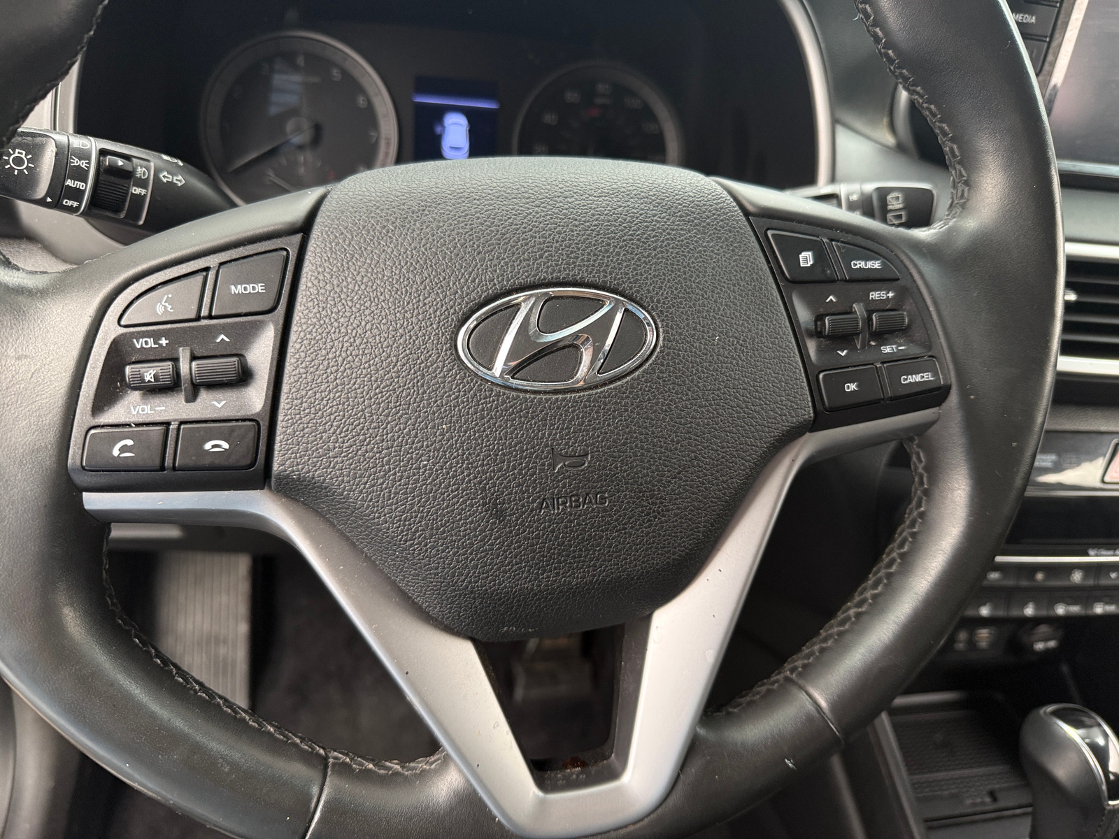 Thumbnail: 2020 Hyundai Tucson - 4