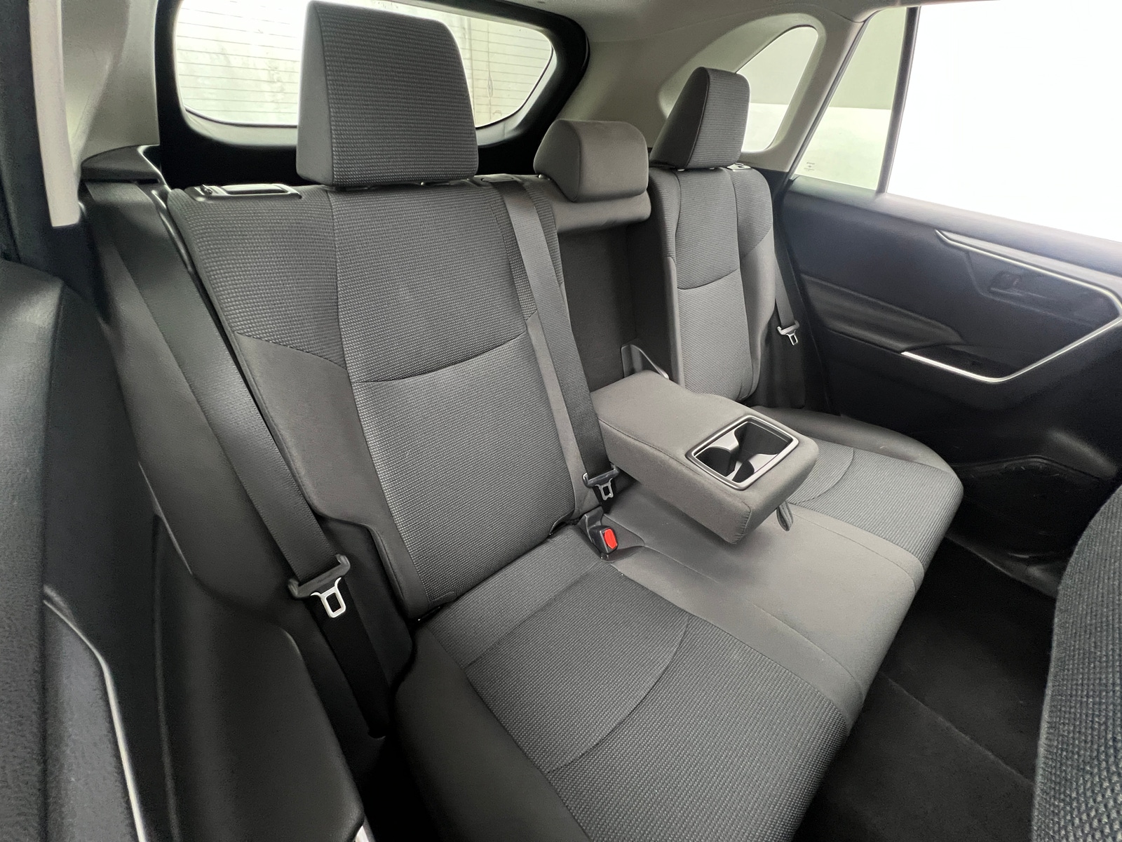 Thumbnail: 2019 Toyota RAV4 - 6