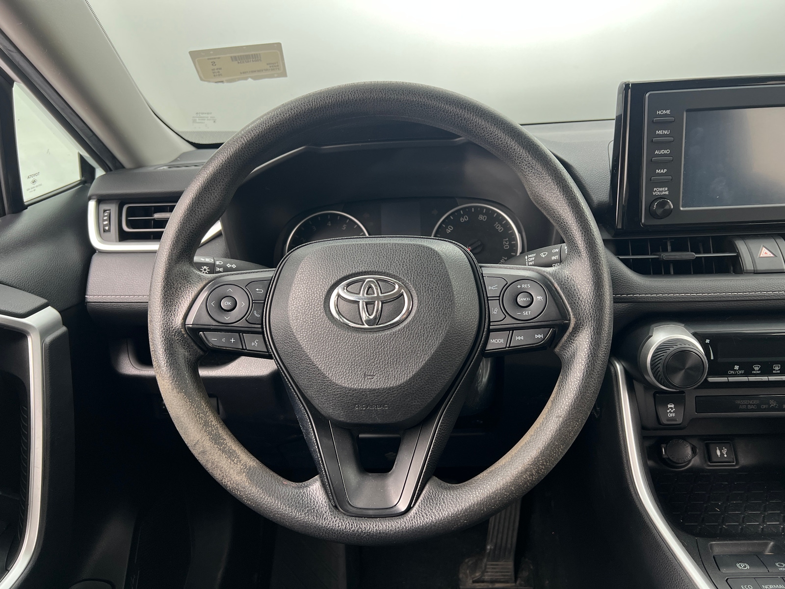 Thumbnail: 2019 Toyota RAV4 - 5