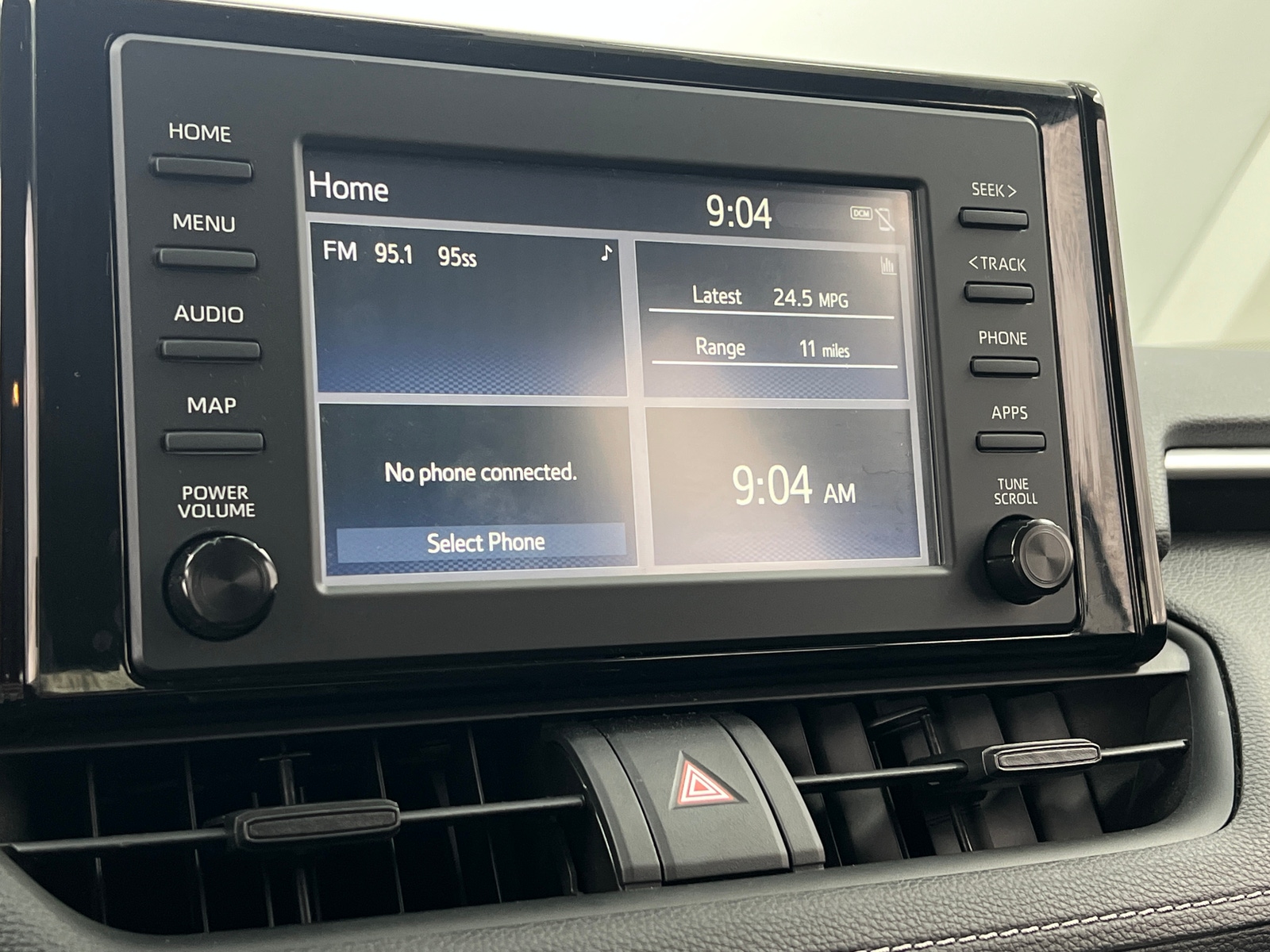 Thumbnail: 2019 Toyota RAV4 - 4