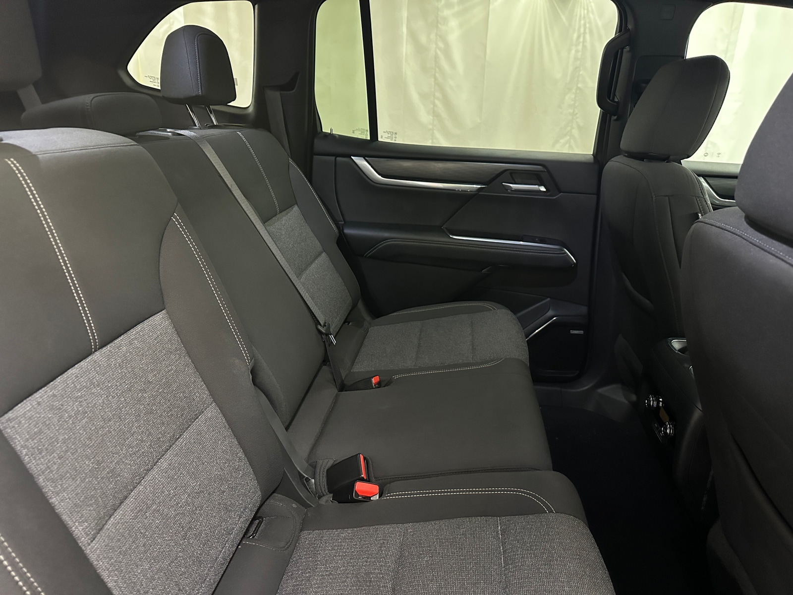 Thumbnail: 2025 GMC Acadia - 6