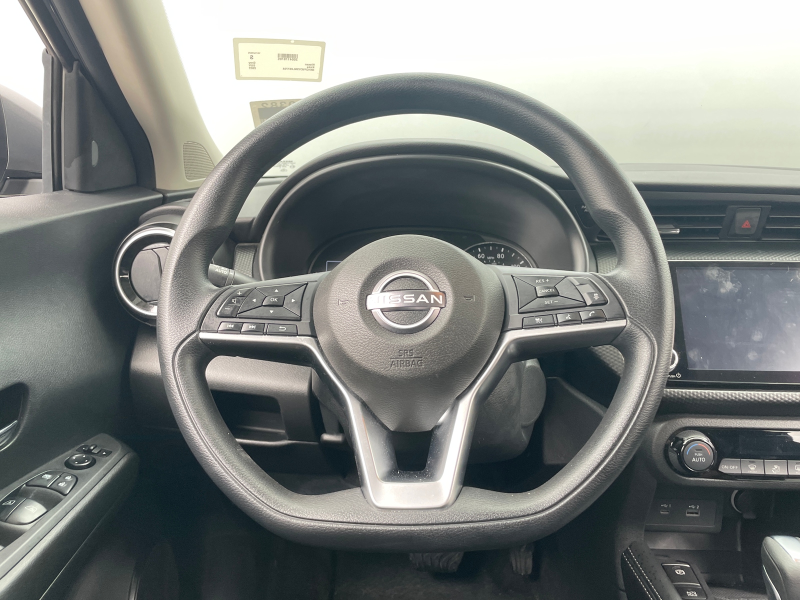 Thumbnail: 2022 Nissan Kicks - 5