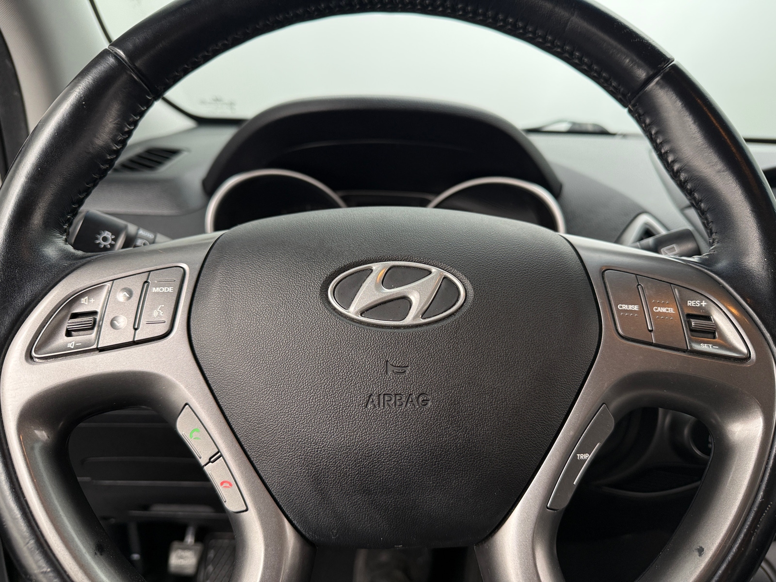 Thumbnail: 2014 Hyundai Tucson - 4