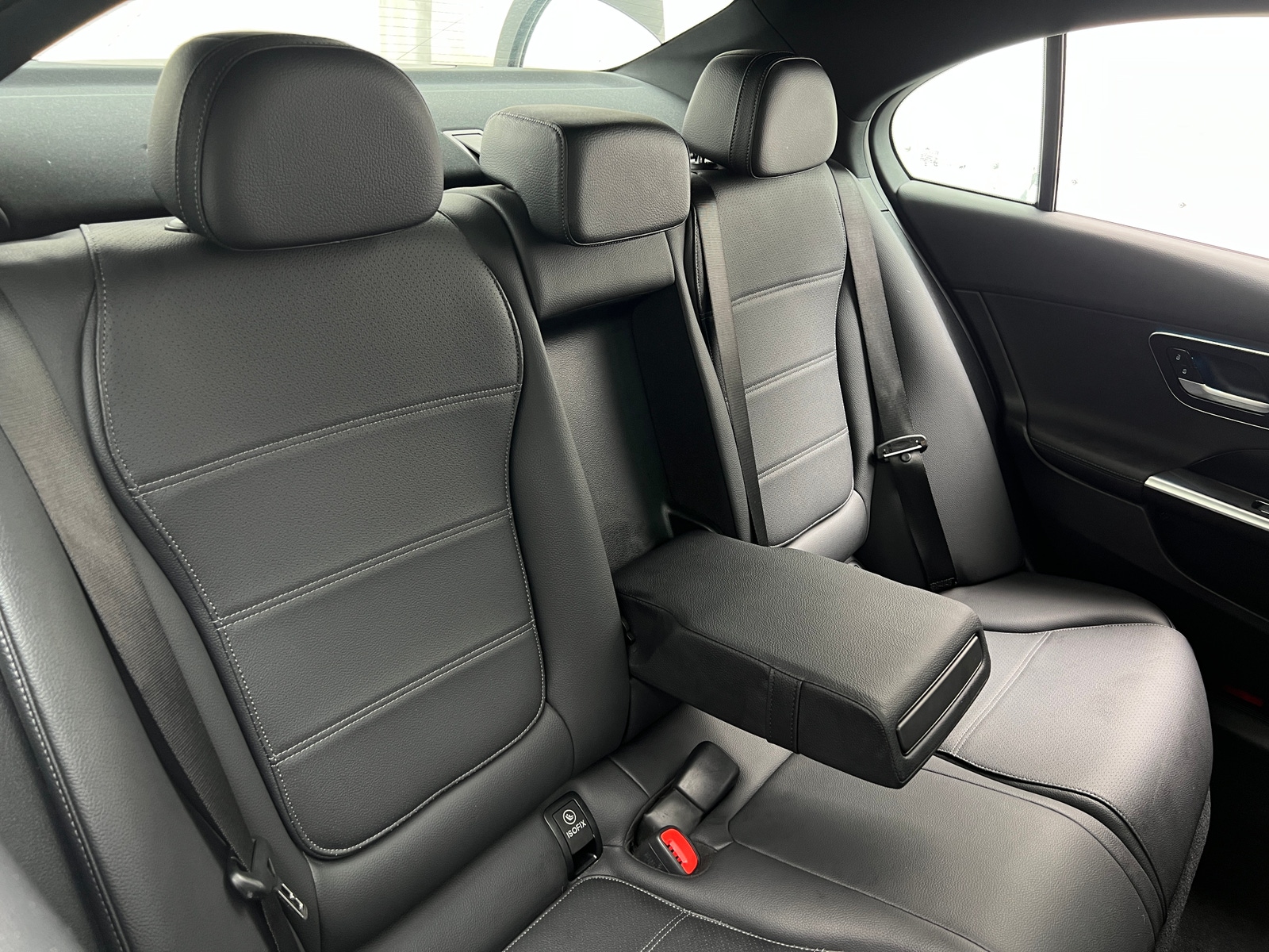 Thumbnail: 2024 Mercedes-Benz C-Class - 5