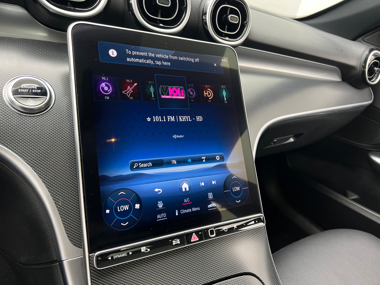 Thumbnail: 2024 Mercedes-Benz C-Class - 3