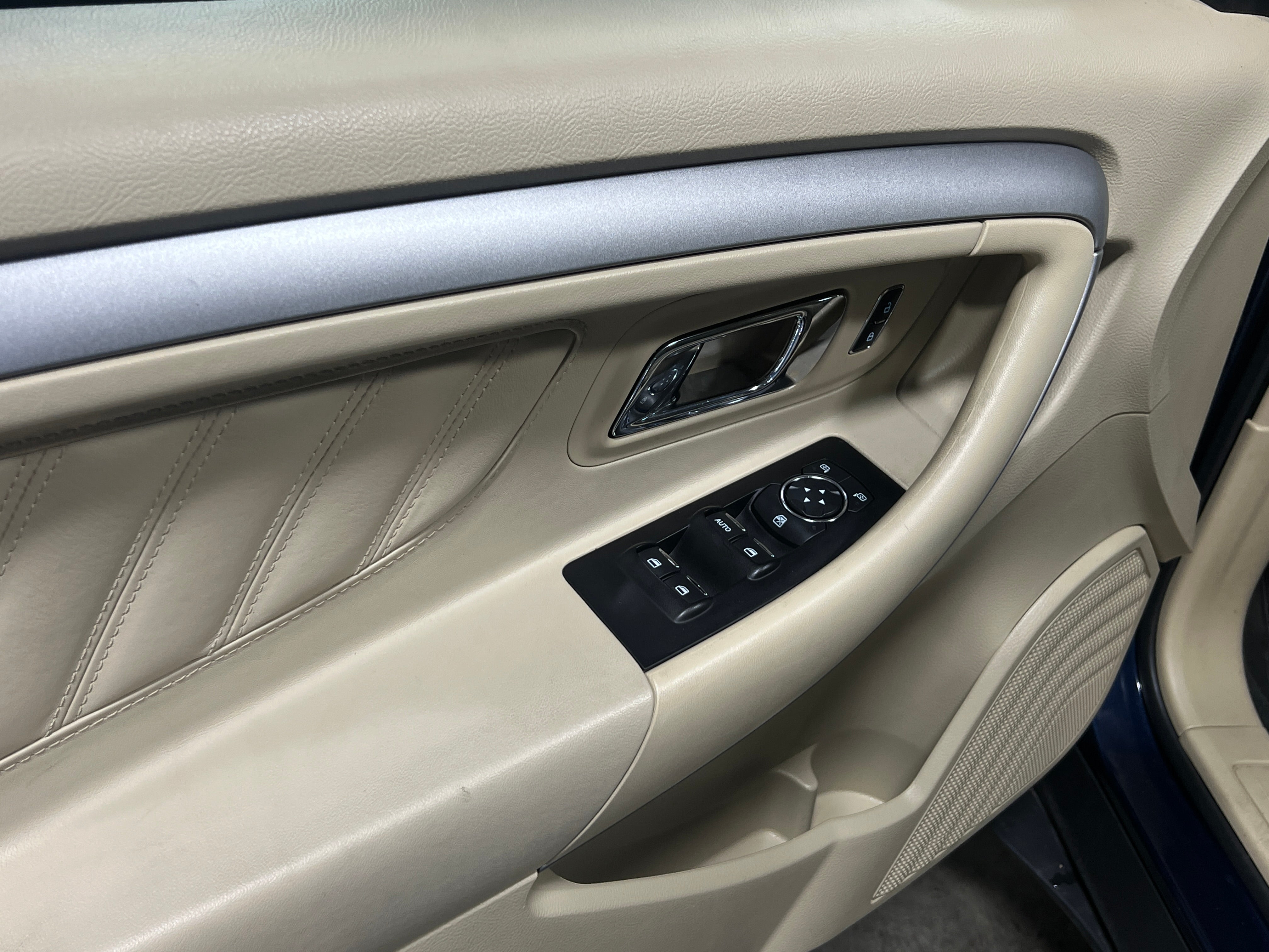 2017 Ford Taurus