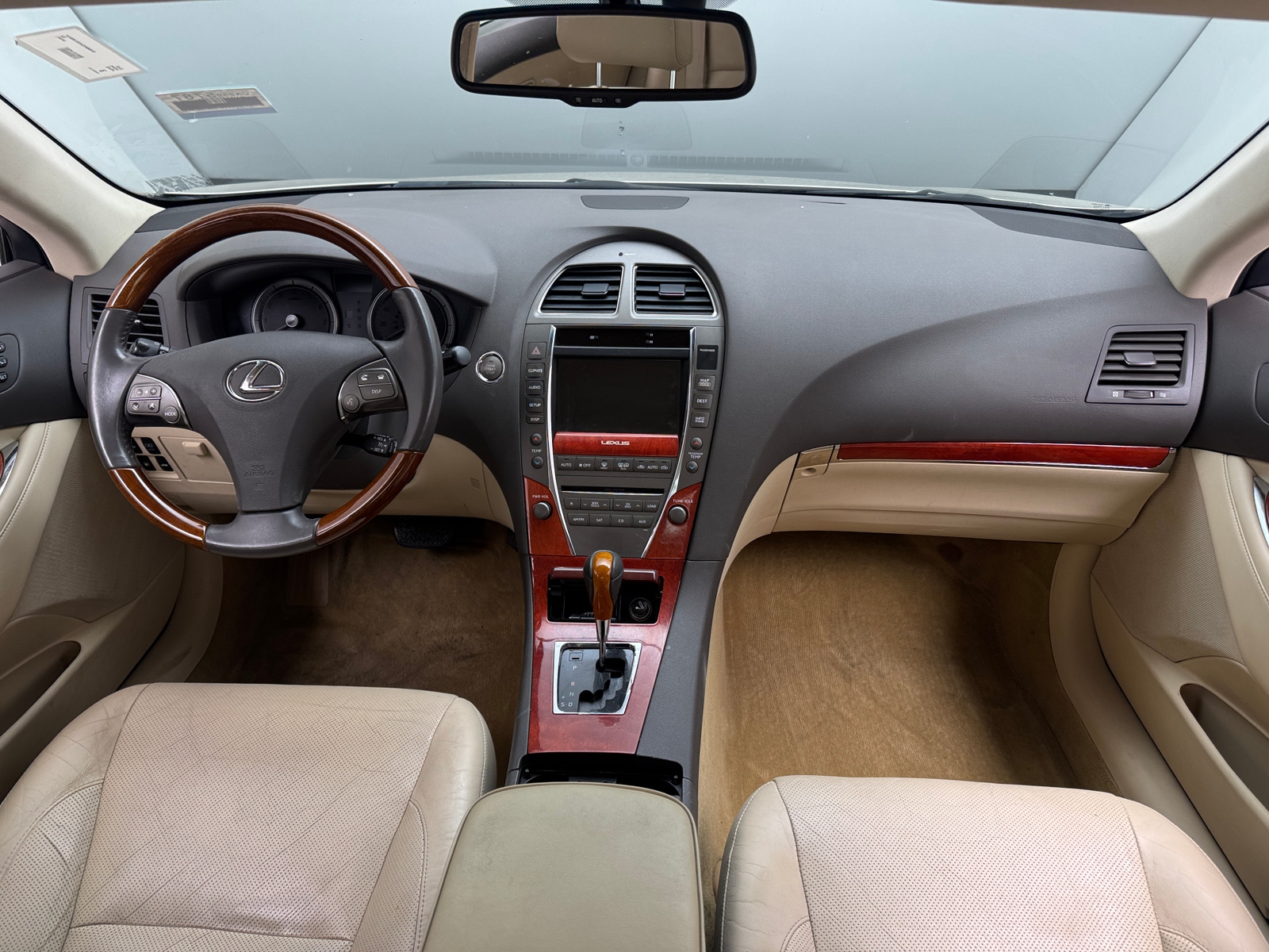 Thumbnail: 2012 Lexus ES - 2