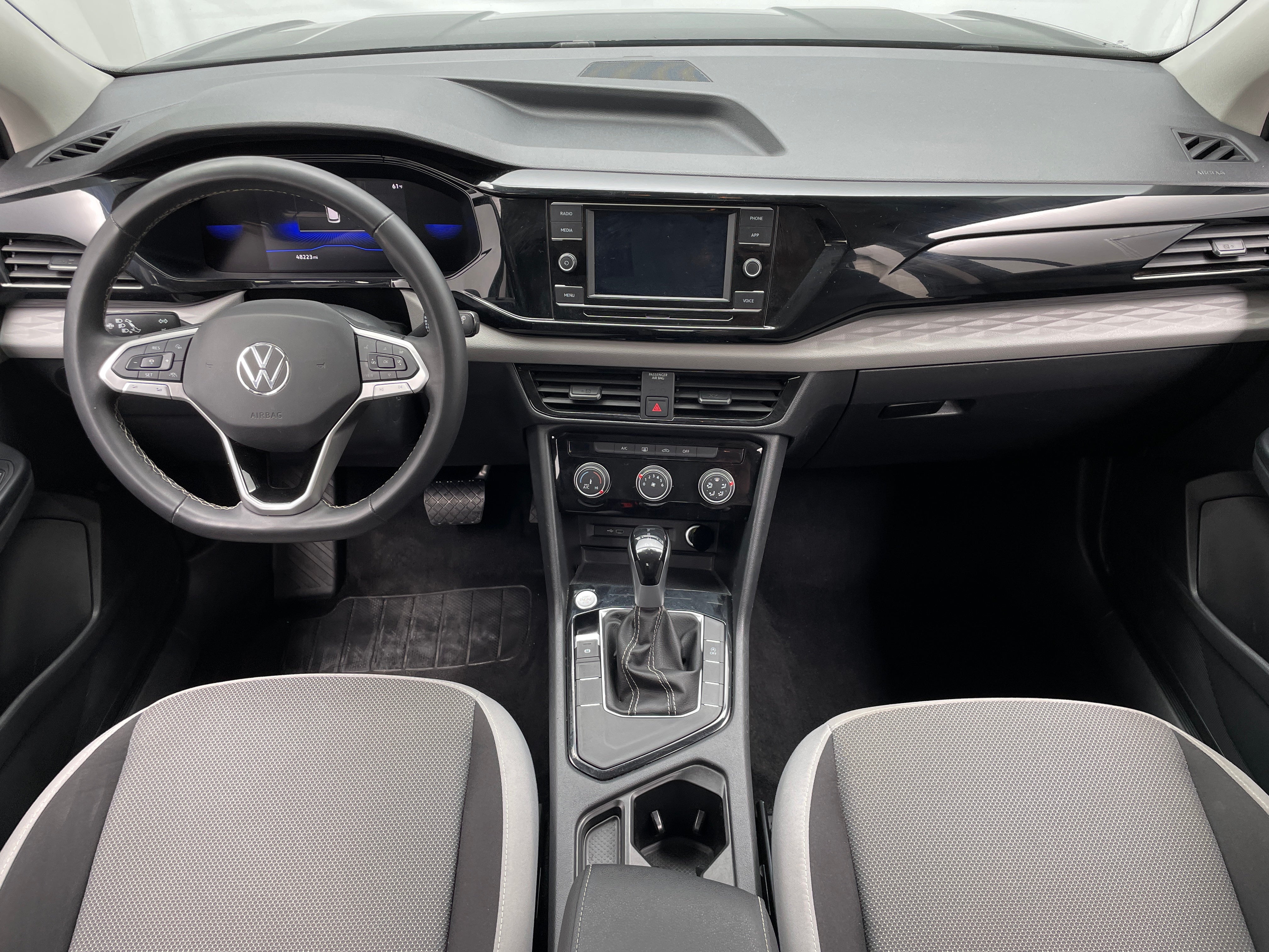 2024 Volkswagen Taos