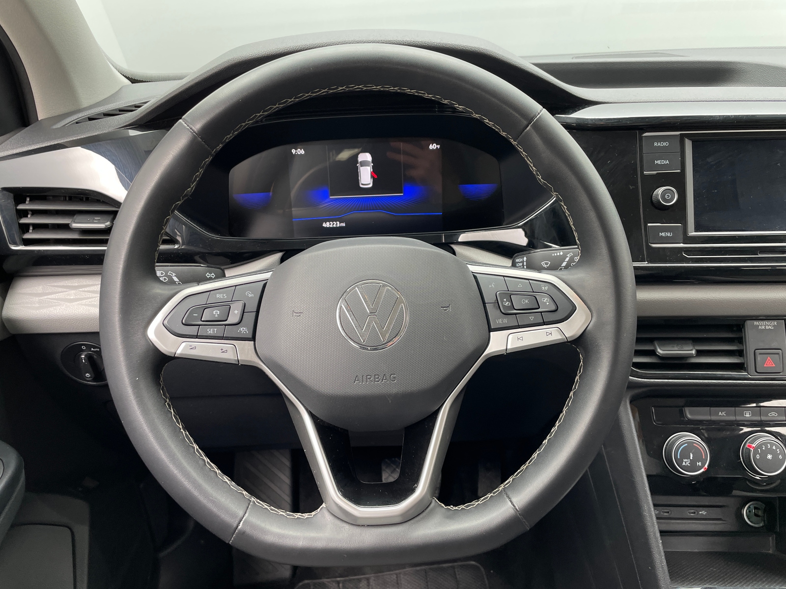 Thumbnail: 2024 Volkswagen Taos - 5