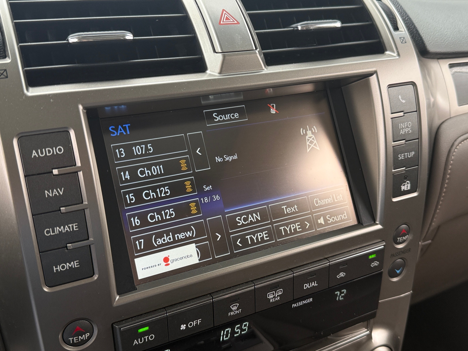 Thumbnail: 2016 Lexus GX - 3