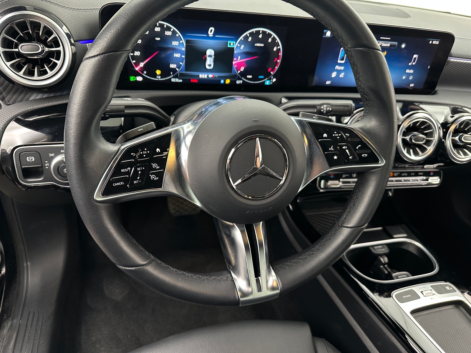 Thumbnail: 2025 Mercedes-Benz CLA - 4