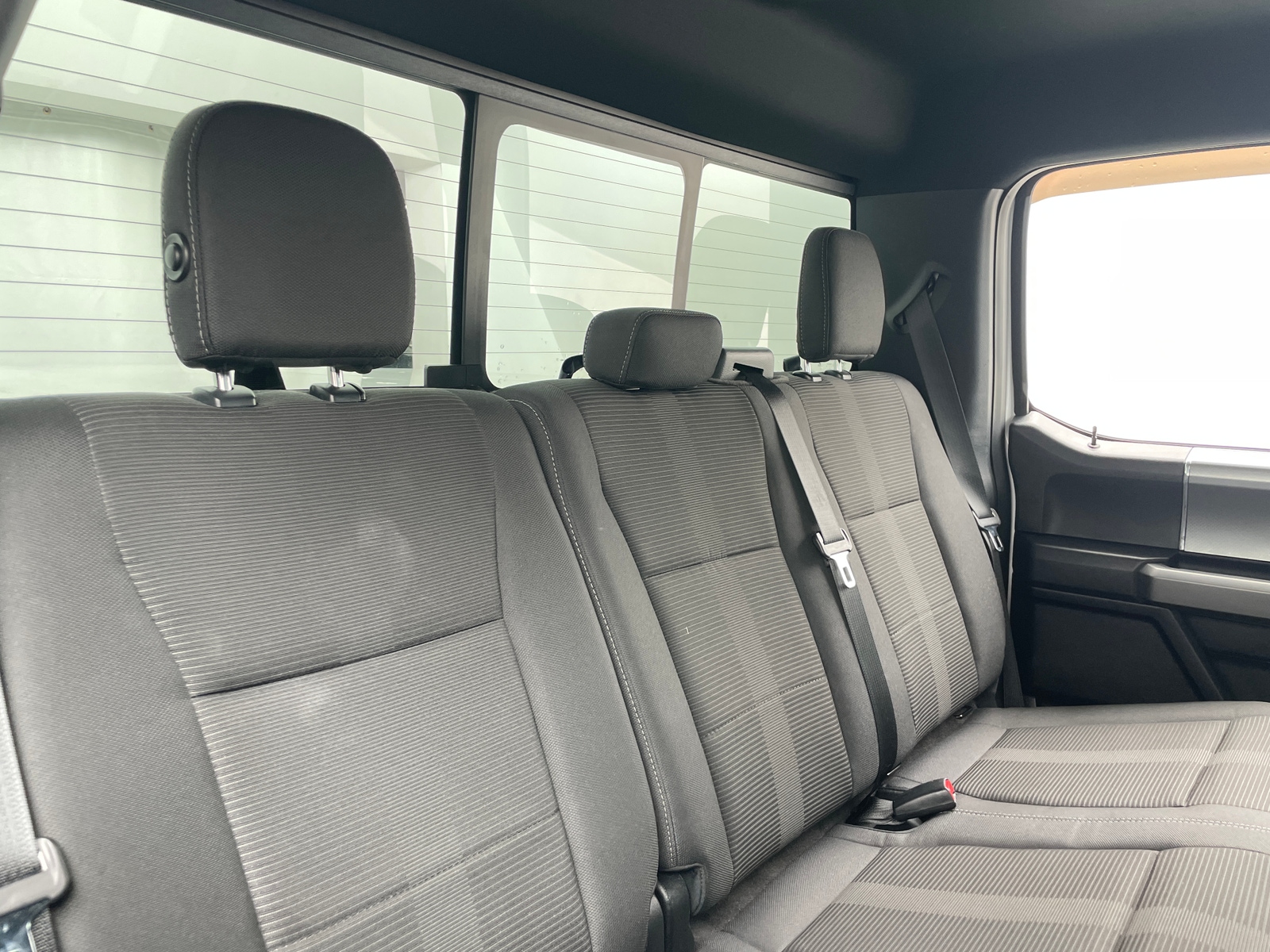 Thumbnail: 2017 Ford Econoline - 6
