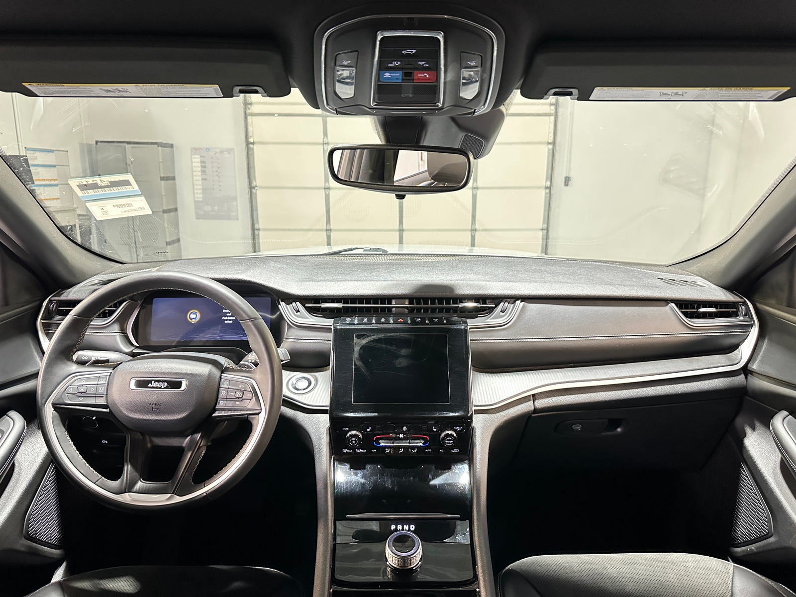 Thumbnail: 2023 Jeep Grand Cherokee L - 2