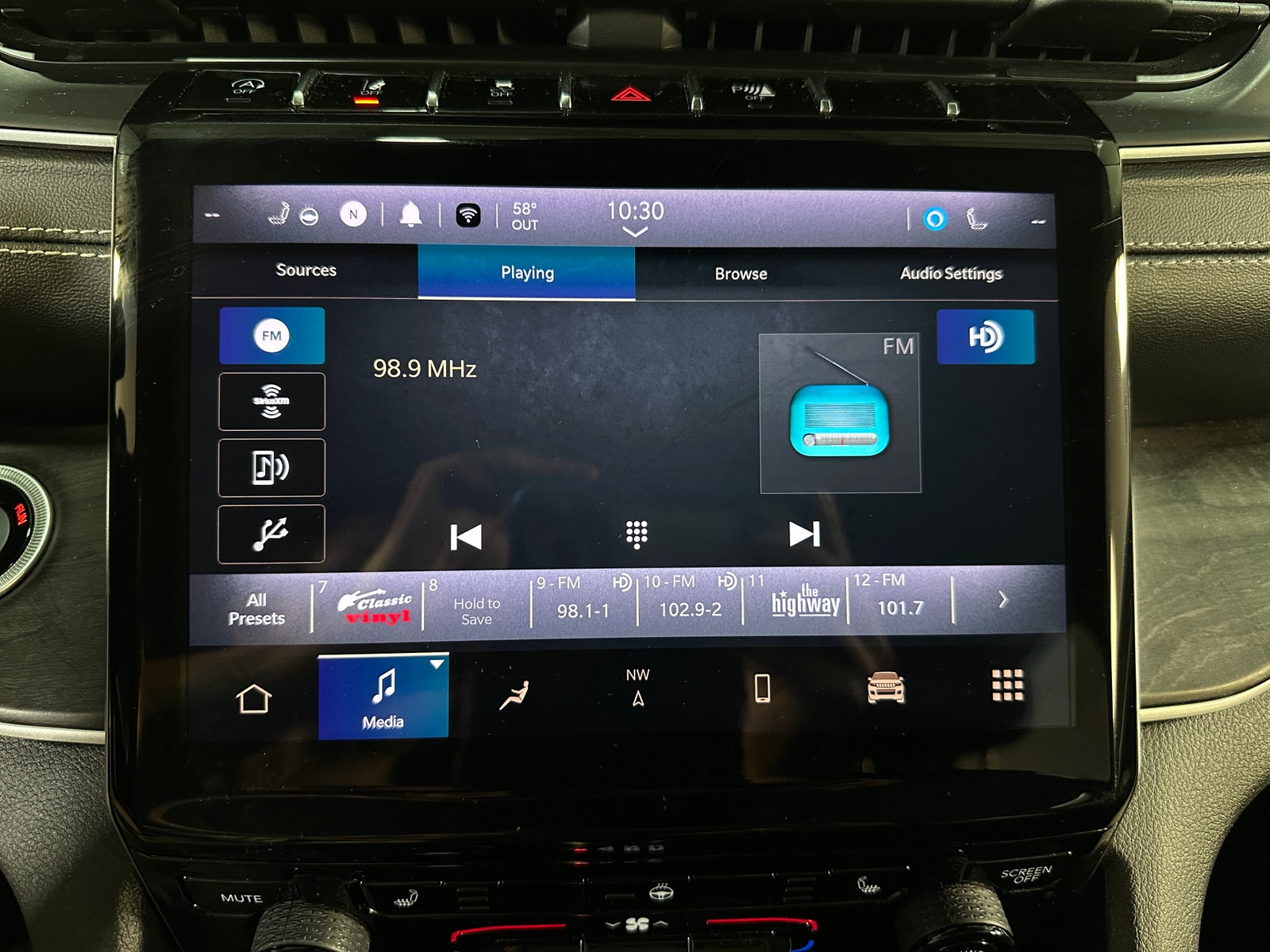 Thumbnail: 2023 Jeep Grand Cherokee L - 3