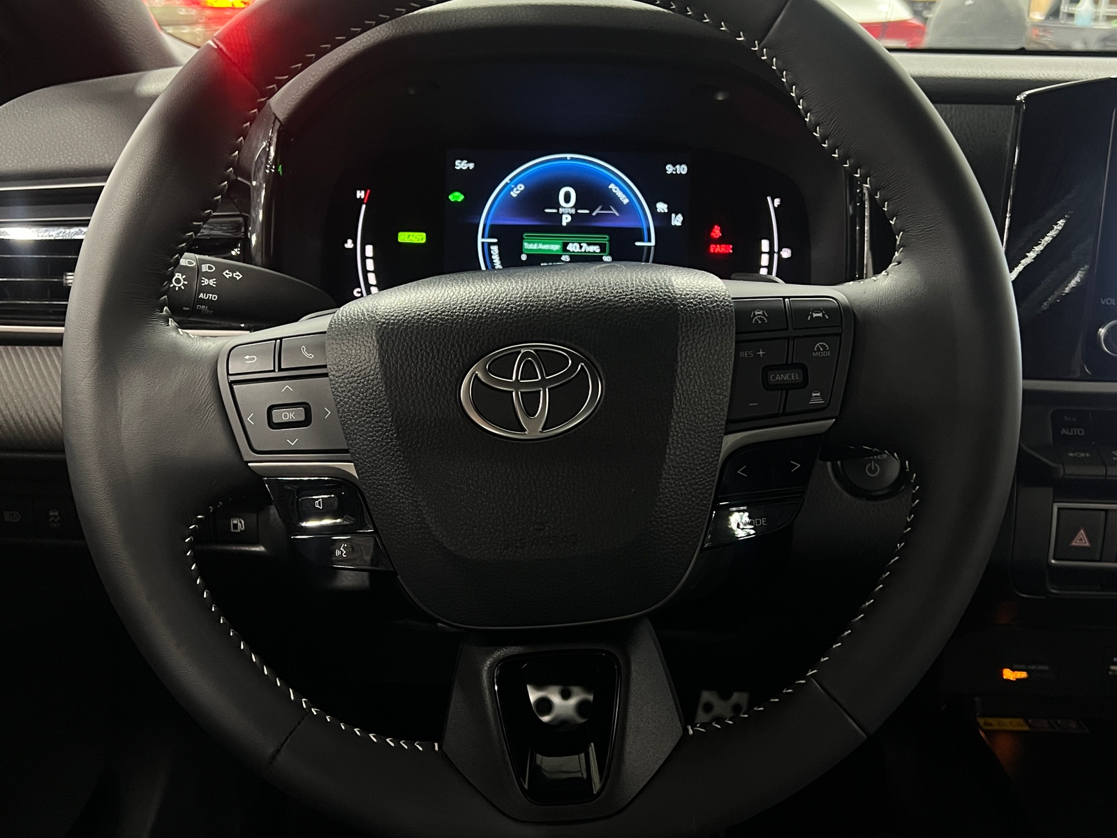 Thumbnail: 2025 Toyota Camry - 4