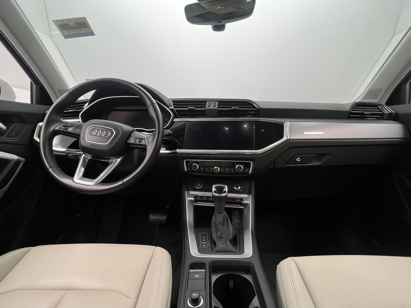 Thumbnail: 2022 Audi Q3 - 2