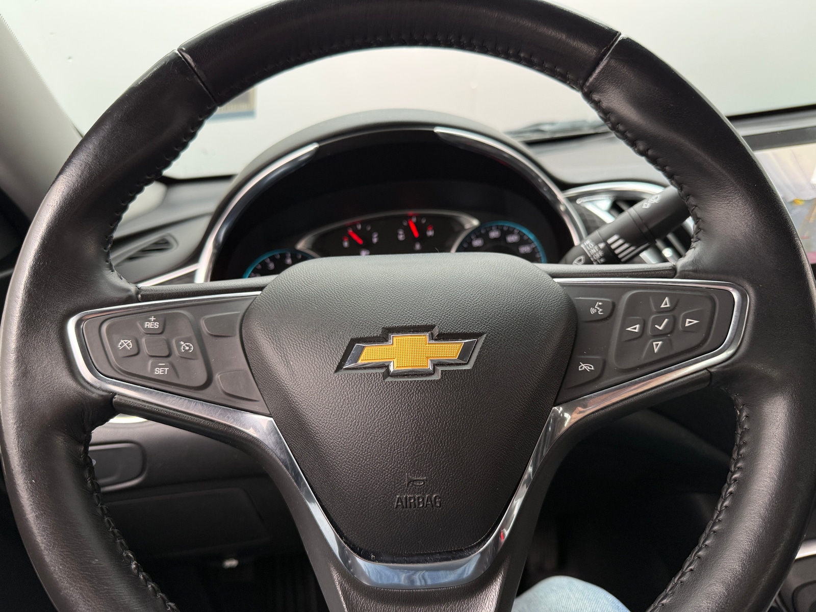 Thumbnail: 2018 Chevrolet Malibu - 5