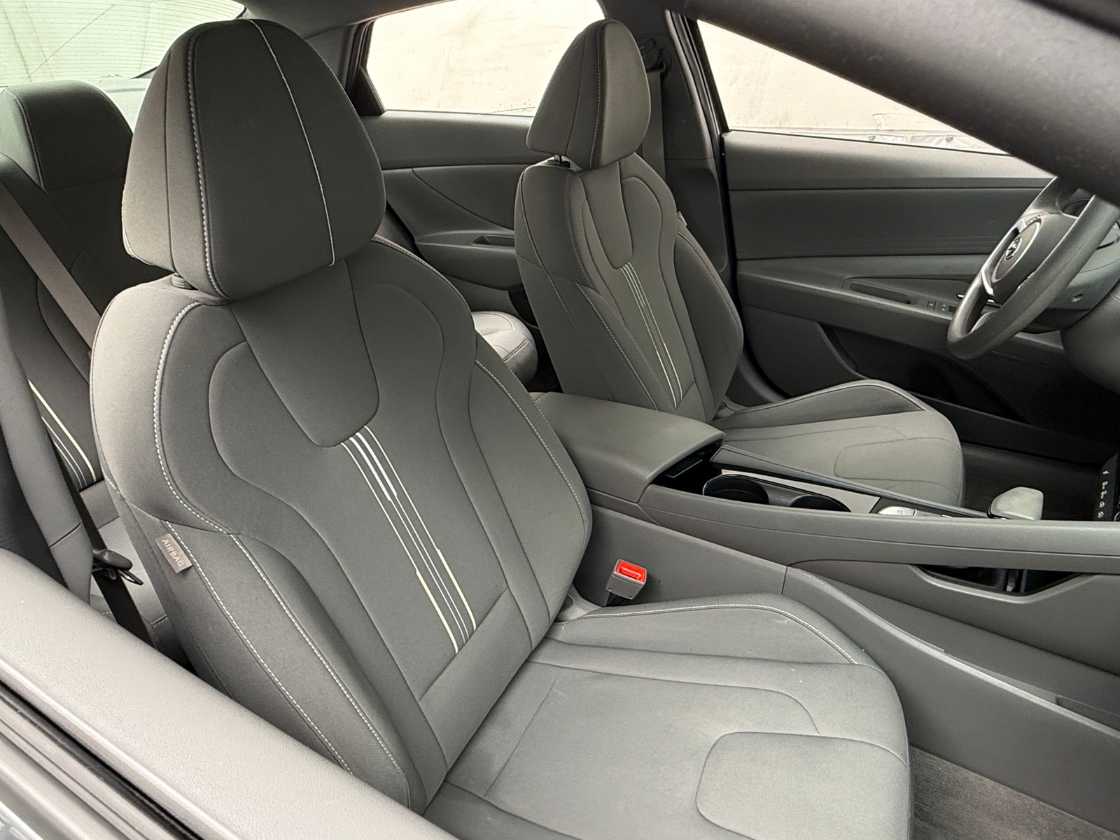 Thumbnail: 2023 Hyundai Elantra - 2