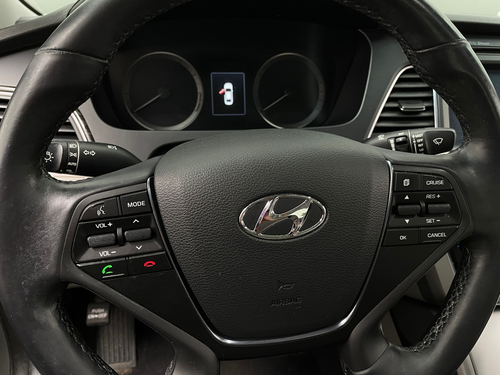 Thumbnail: 2016 Hyundai Sonata - 4
