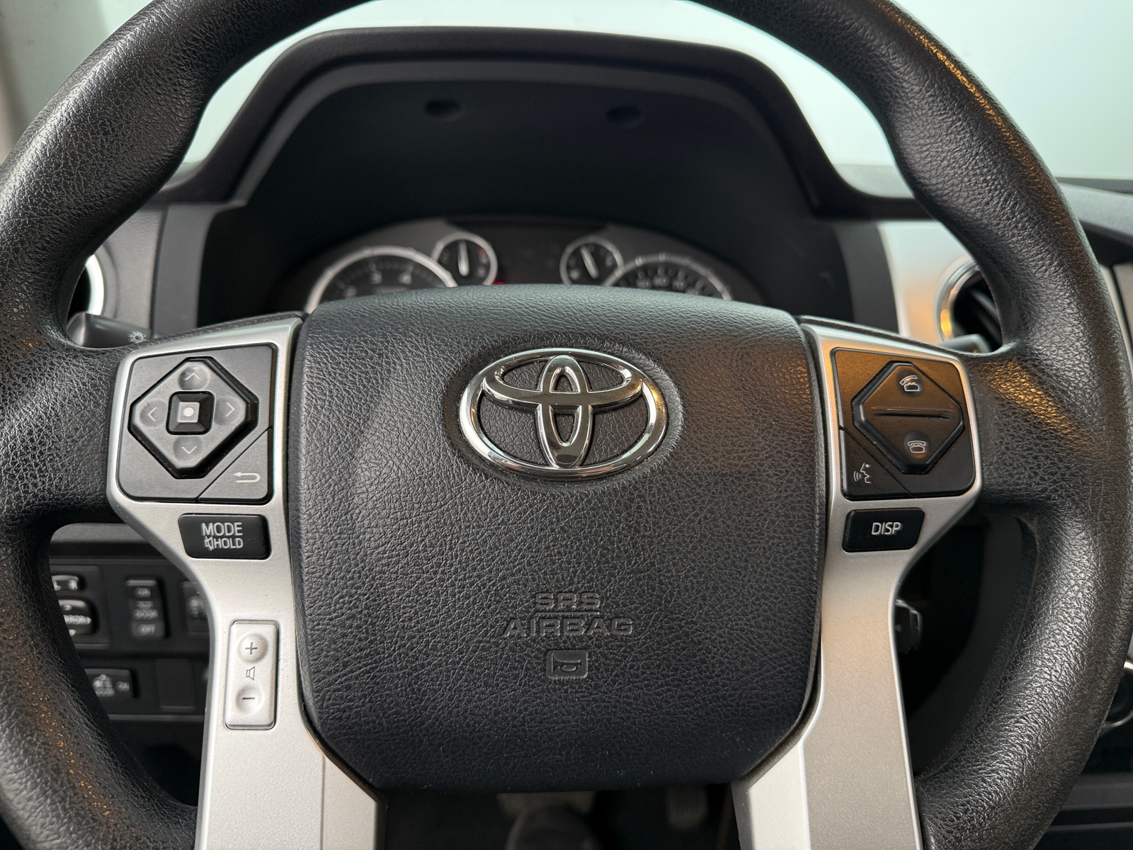 Thumbnail: 2015 Toyota Tundra - 5