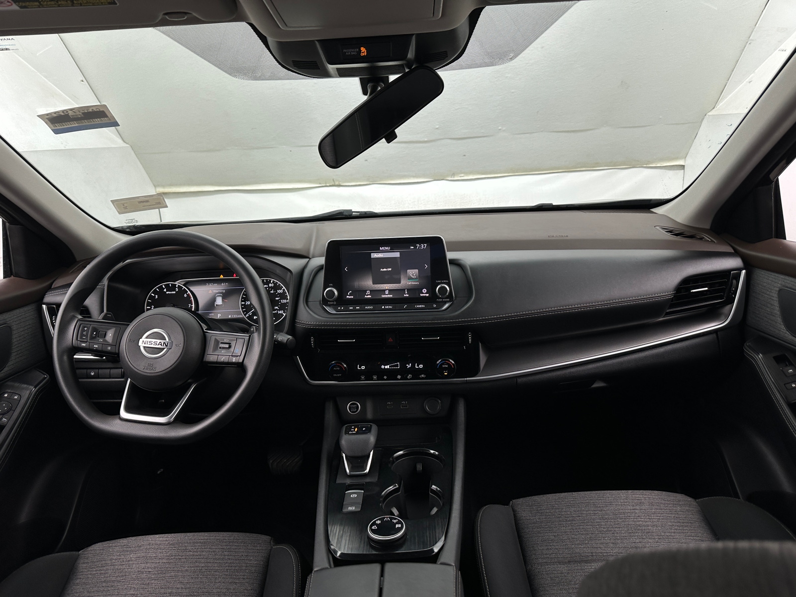 Thumbnail: 2021 Nissan Rogue - 3